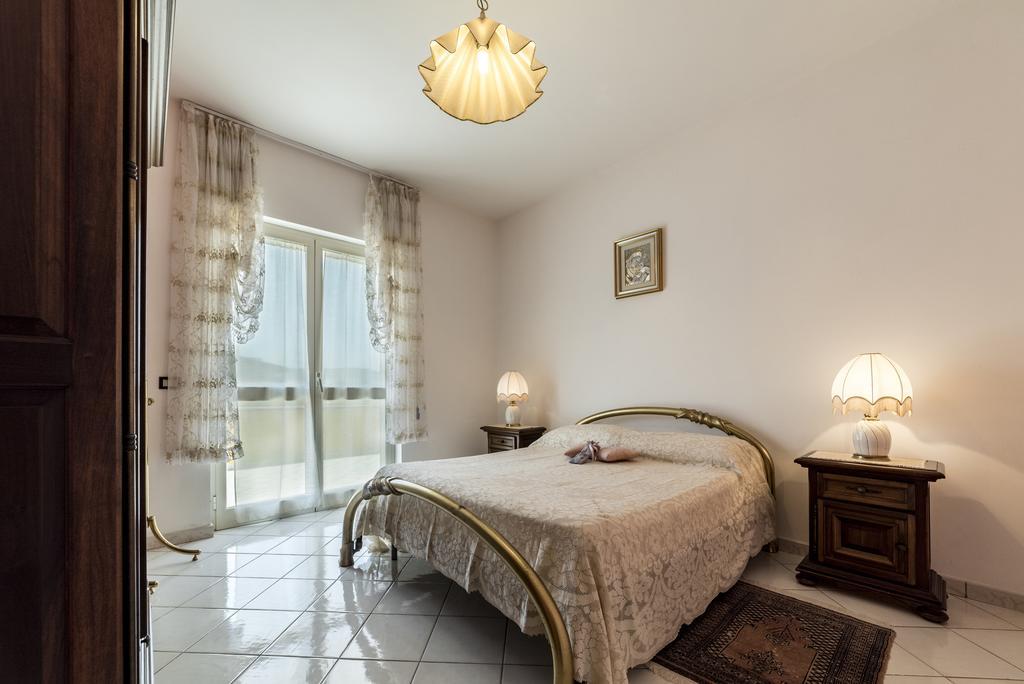 Villa Tina Santa Maria di Castellabate Exterior foto